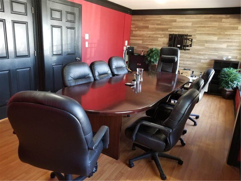 1004 Peachtree Street - Photo 1