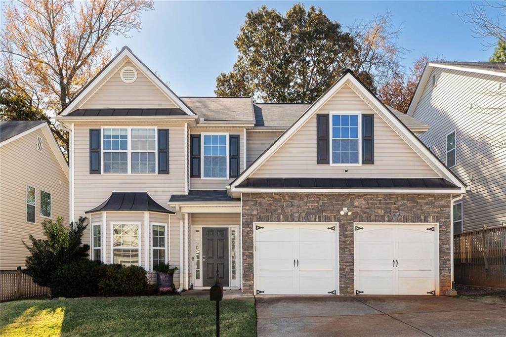 176 Crescent Woode Way - Photo 1