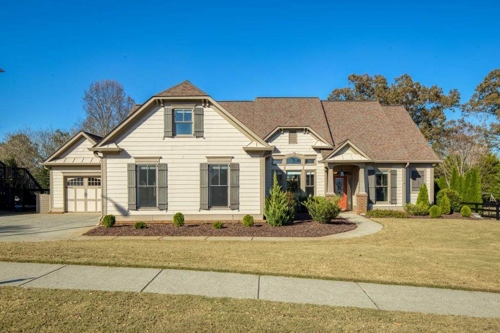 302 Carmichael Circle - Photo 1