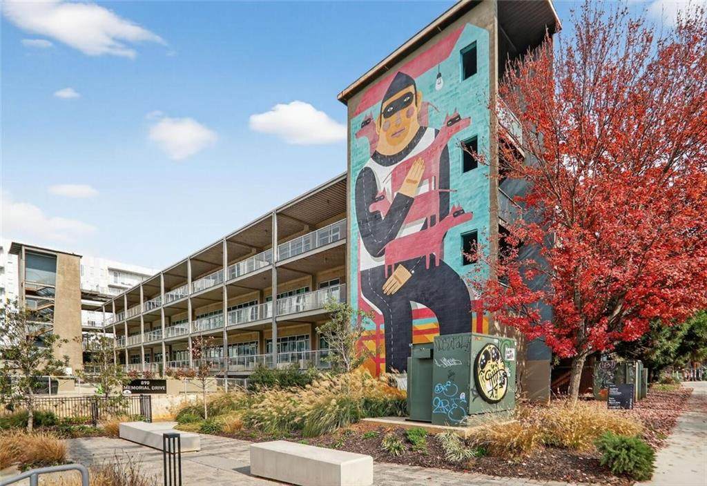 890 Memorial Drive - Photo 1