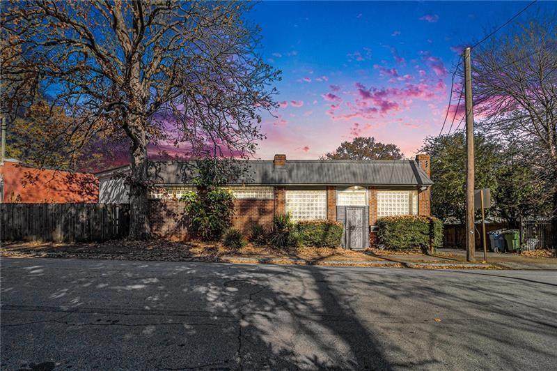 1112 Delaware Avenue - Photo 1