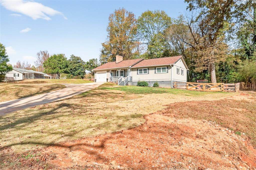 5867 Meadow View Lane - Photo 1