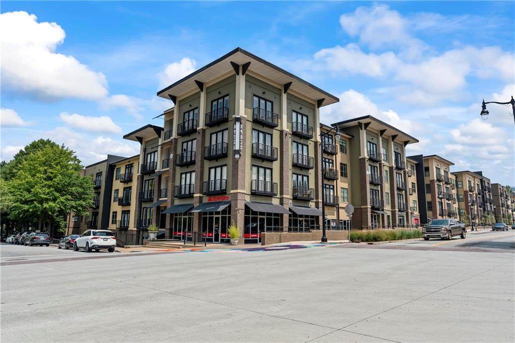 5300 Peachtree Road - Photo 1