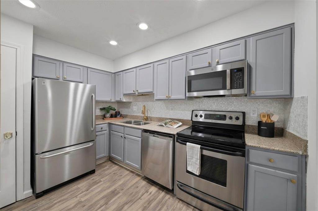 3470 Essex Avenue - Photo 1