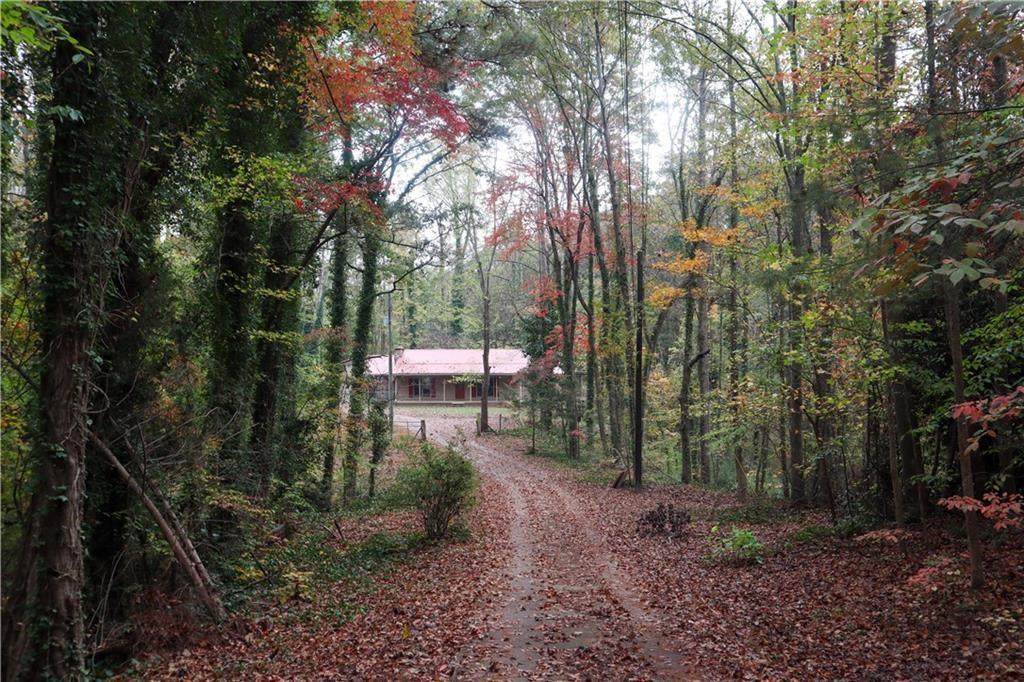 618 Old Doss Drive - Photo 1