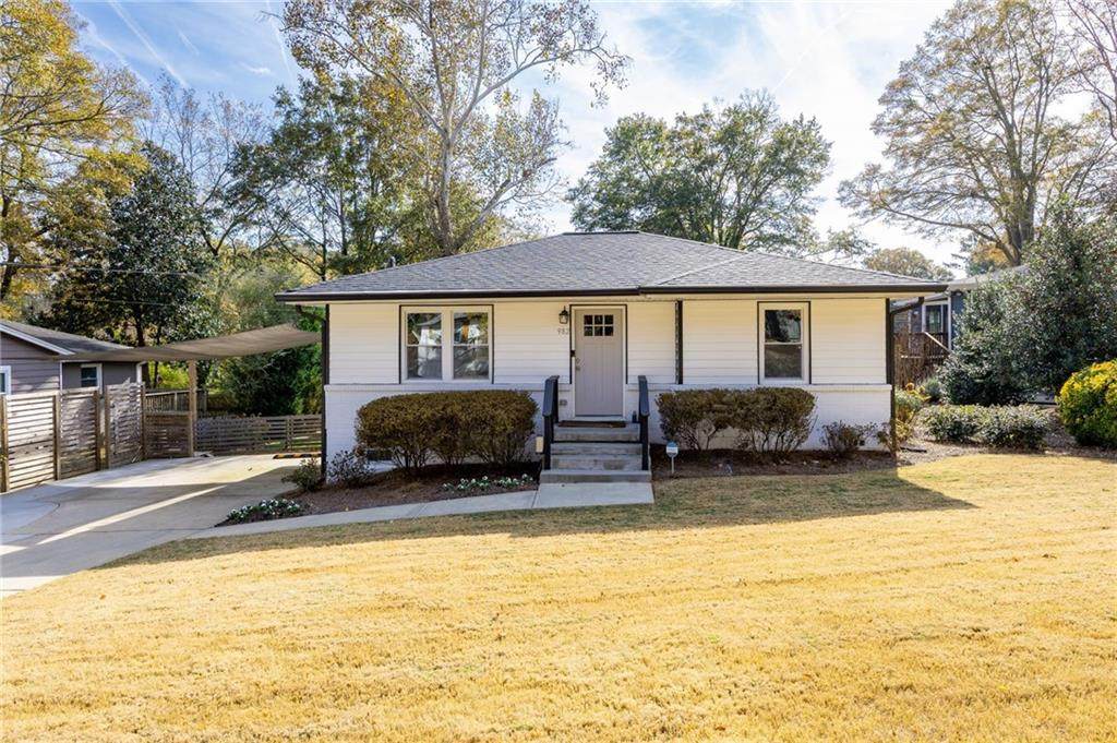 982 Oakdale Drive - Photo 1