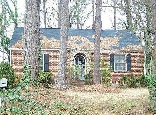 1591 Mayflower Avenue - Photo 1