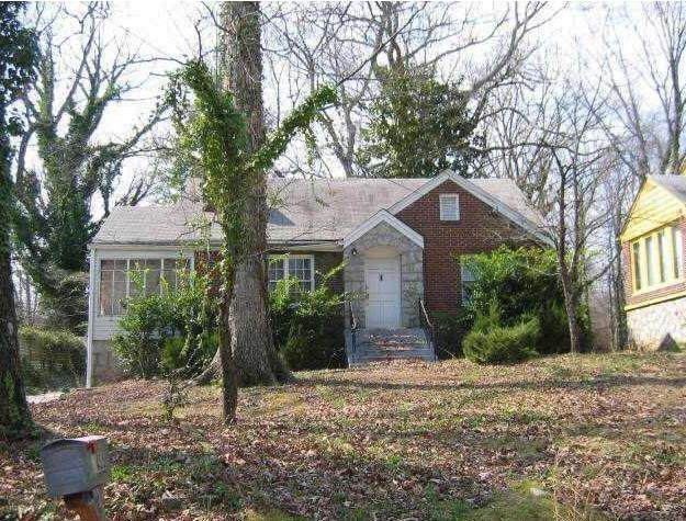 1455 Boulevard Lorraine - Photo 1