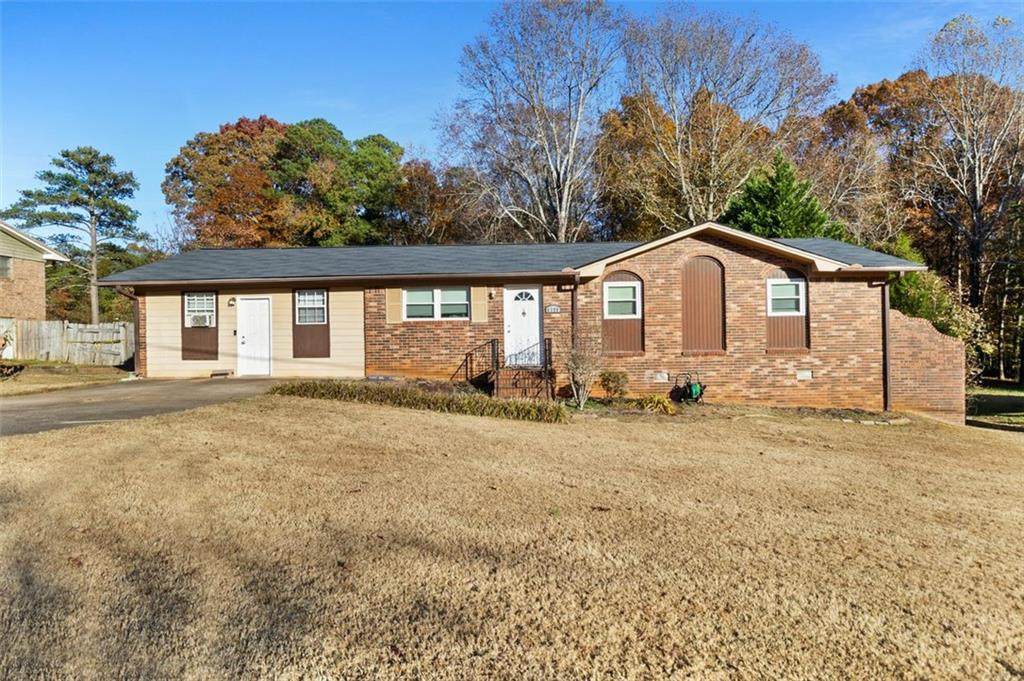 6390 Executive Drive - Photo 1