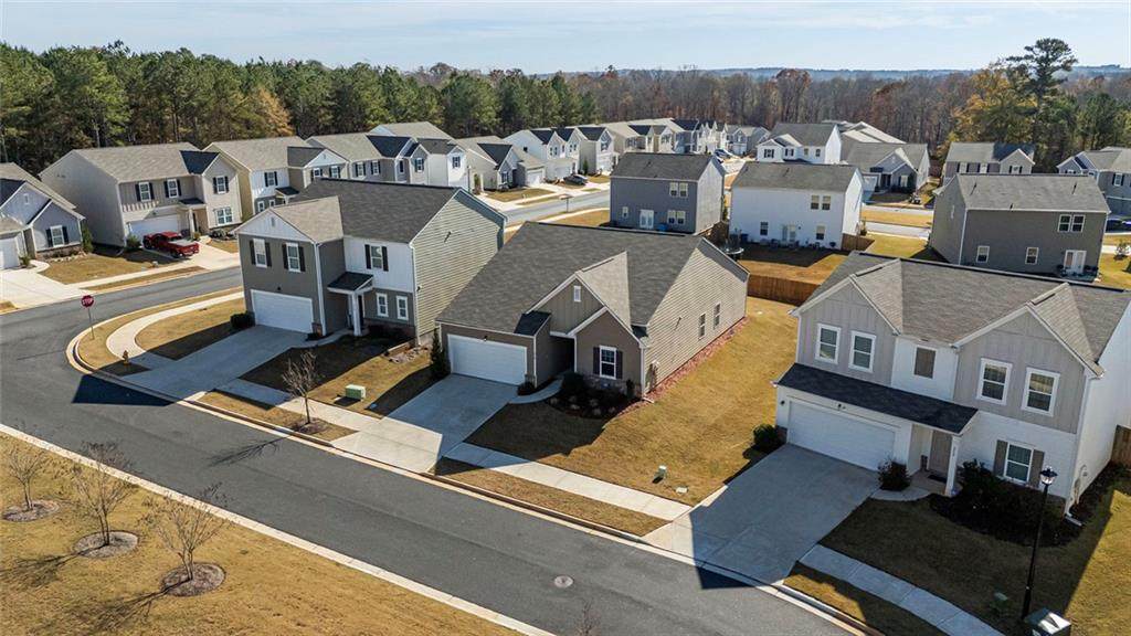 214 Georgian Way - Photo 1