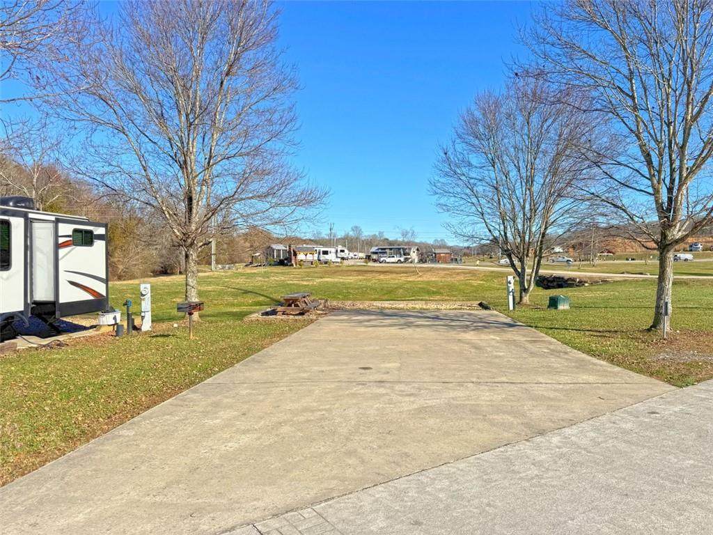 33 Mountain Meadows Circle - Photo 1