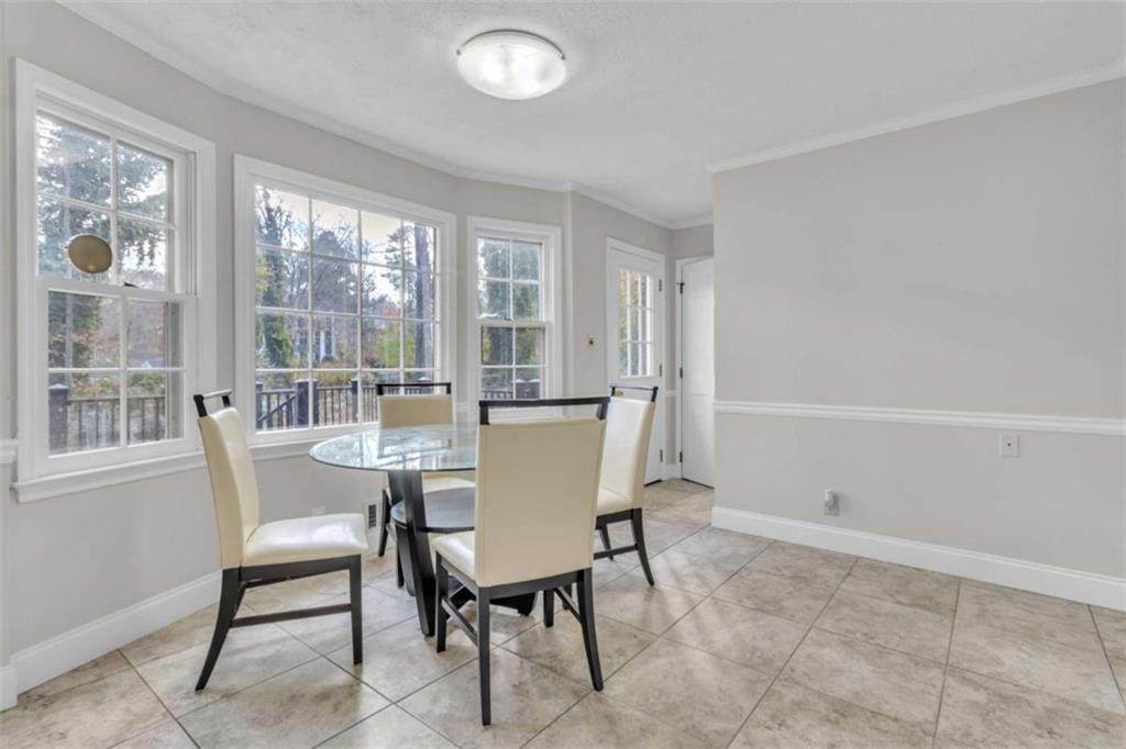 591 Battersea Drive - Photo 1