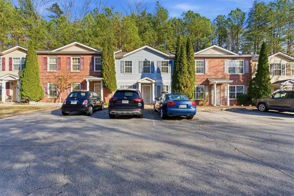 630 Streamside Drive - Photo 1
