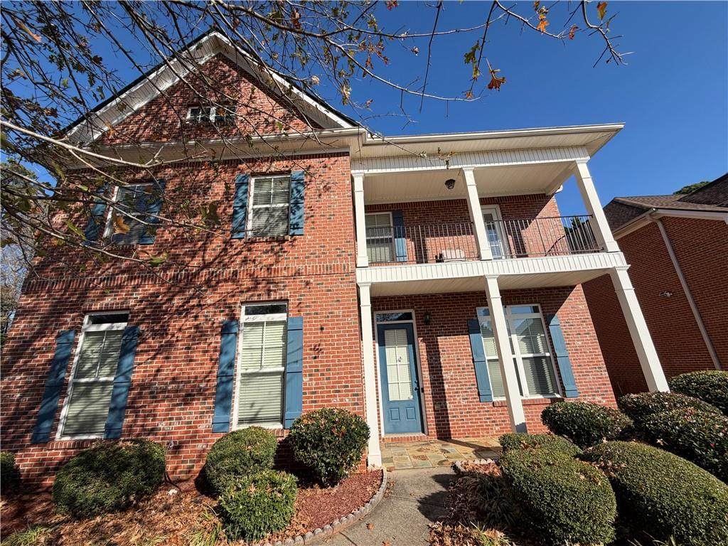 1128 Gateview Drive - Photo 1