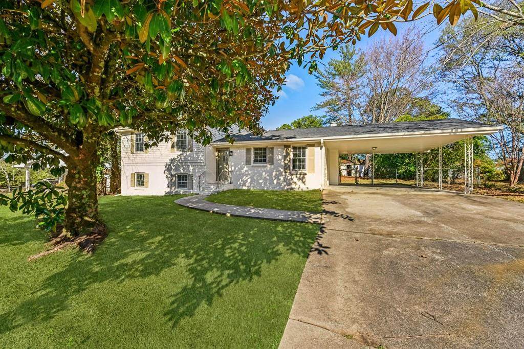 1286 Robin Road - Photo 1