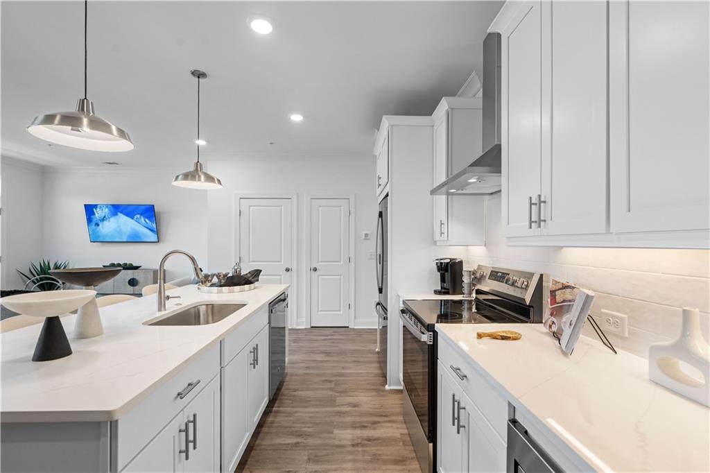 502 Alice Way - Photo 1