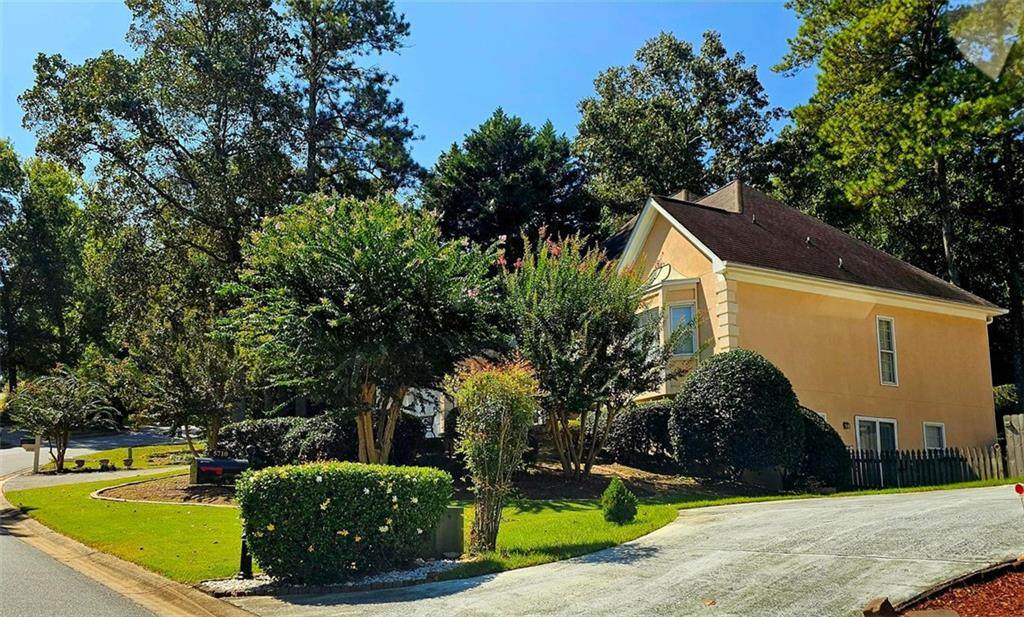 5712 Brookstone Walk - Photo 1