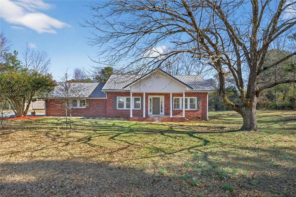 18 Dyer Circle - Photo 1