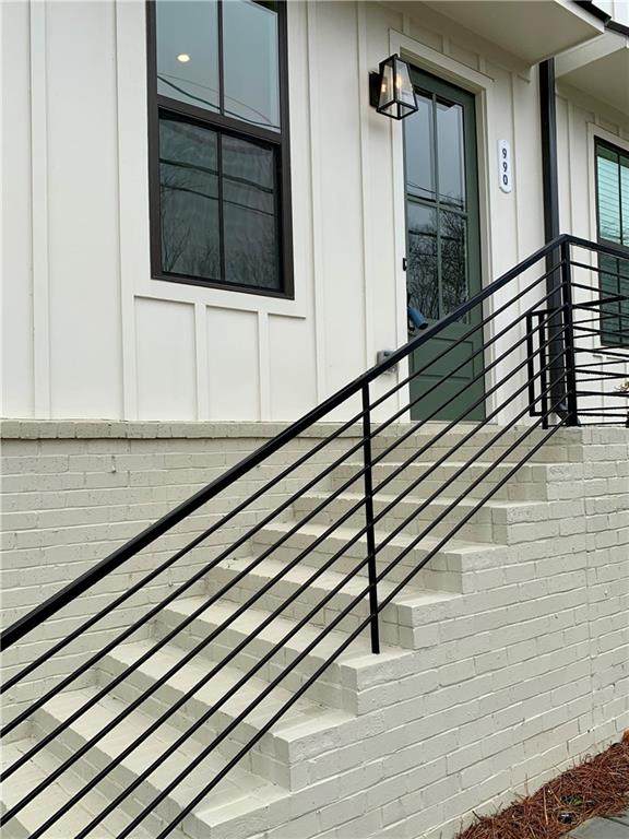 990 Viney Way - Photo 1