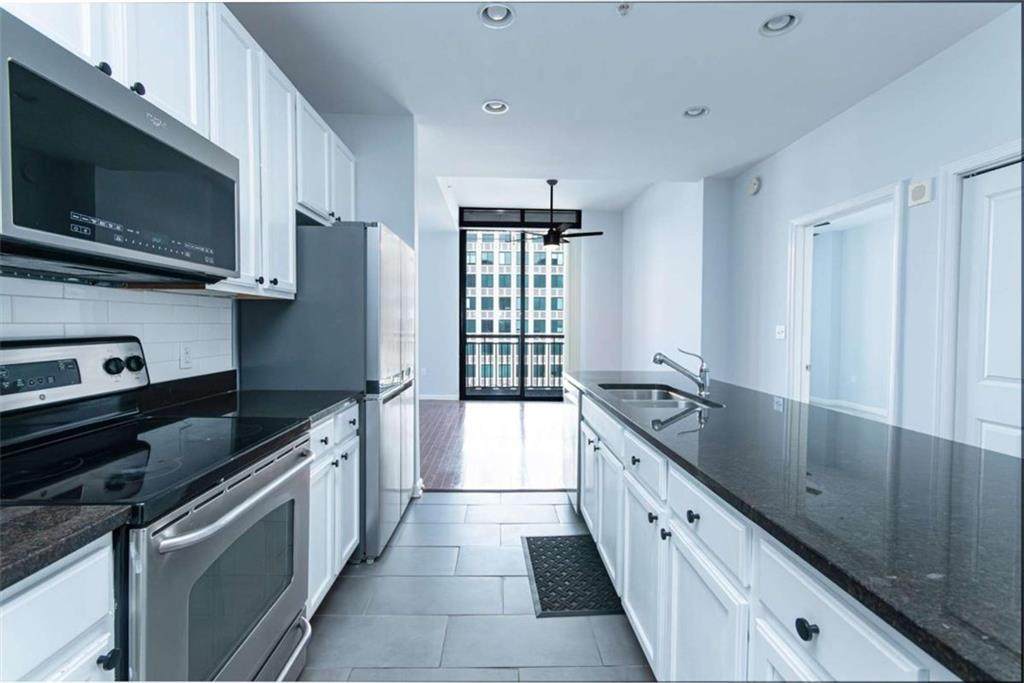 3040 Peachtree Road - Photo 1