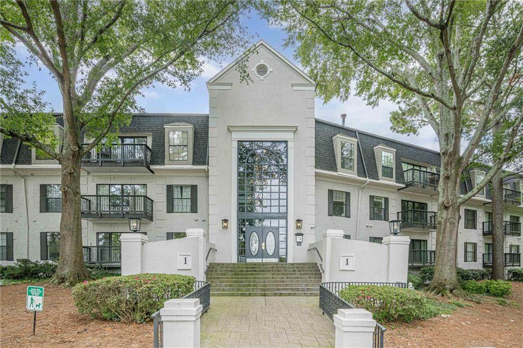 1118 Pine Heights Drive - Photo 1