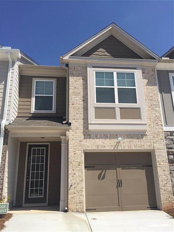 2701 Avanti Way - Photo 1