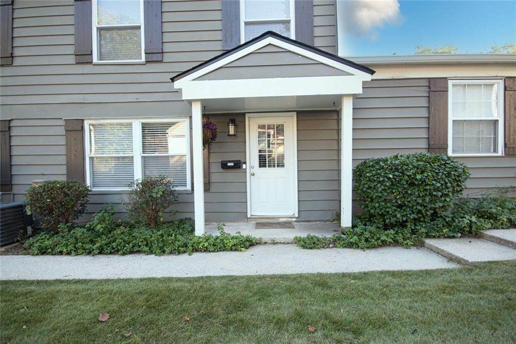 1348 Surrey Lane - Photo 1