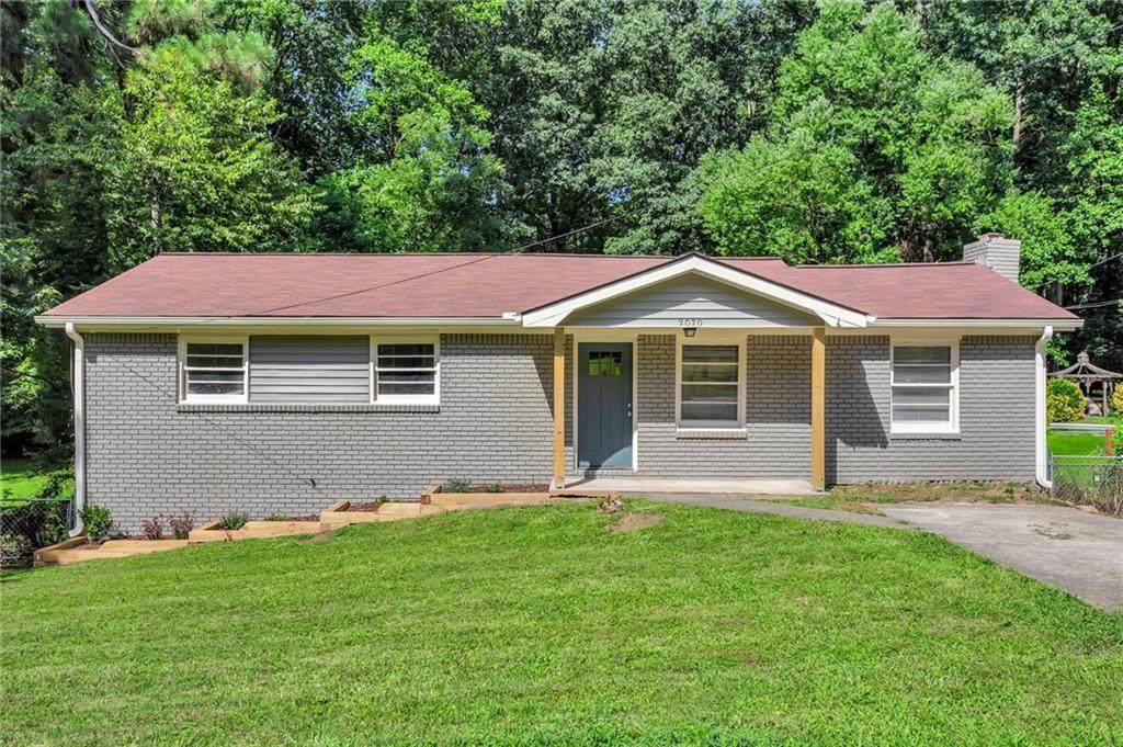 2070 Twelve Oaks Circle - Photo 1