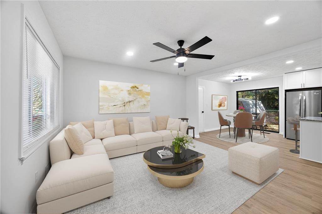 1517 Colony East Circle - Photo 1