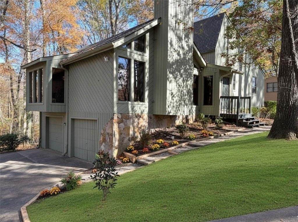 1505 Kincaid Road - Photo 1