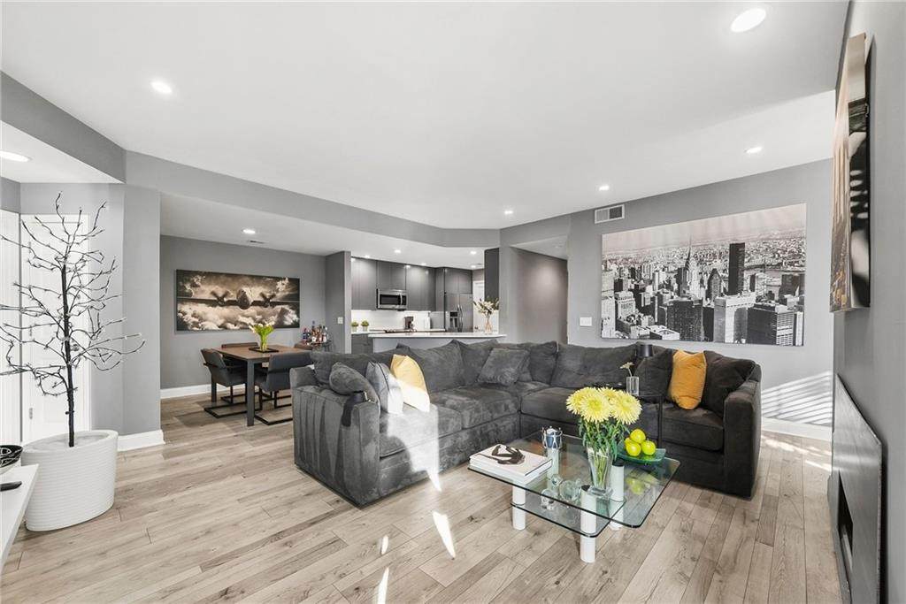 615 Mcgill Park Avenue - Photo 1