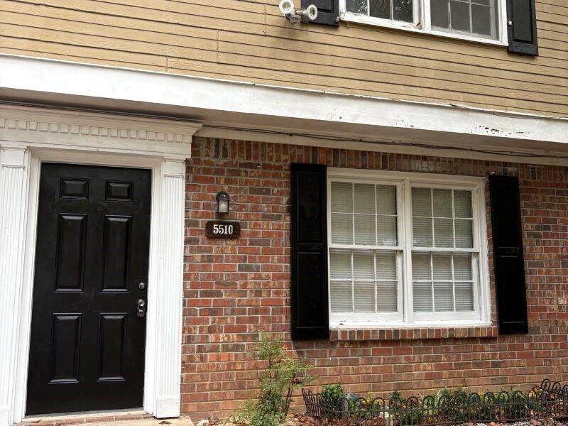 5510 Estates Court - Photo 1