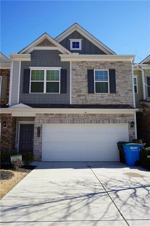 2115 Ravencliff Dr - Photo 1