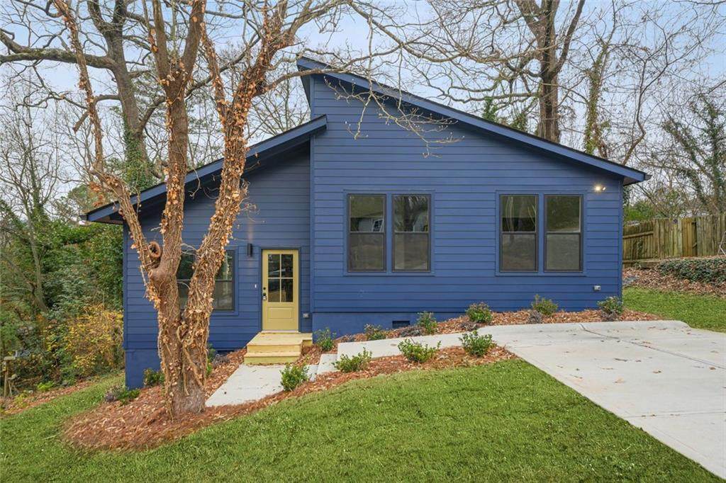 1674 Mary George Avenue - Photo 1