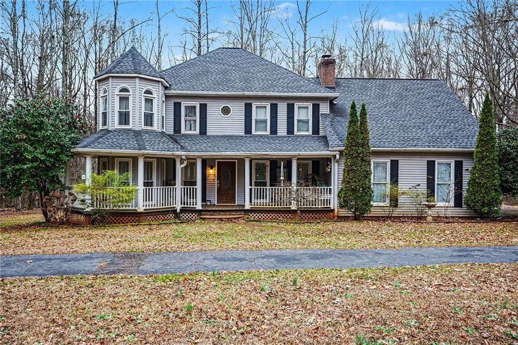 955 Chambers Road - Photo 1