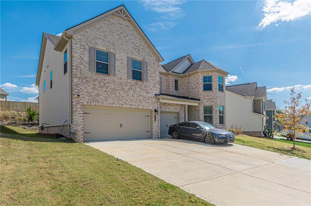 4876 Elm Leaf Drive - Photo 1