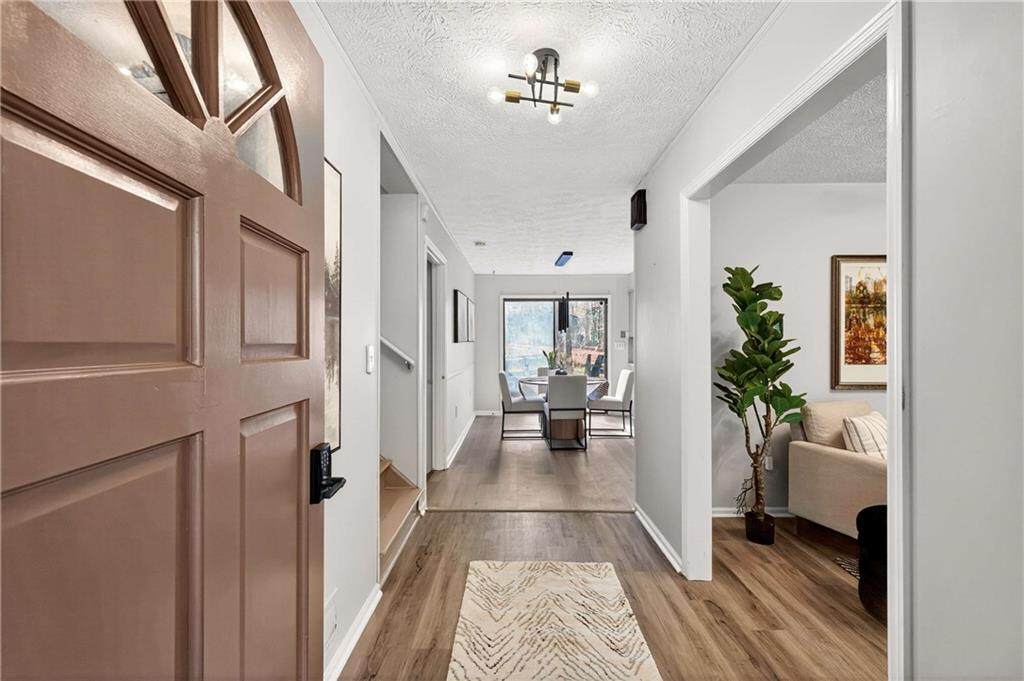 752 Maple Drive - Photo 1