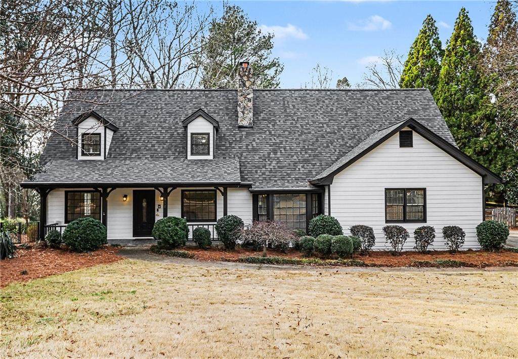 910 Windsor Trl - Photo 1