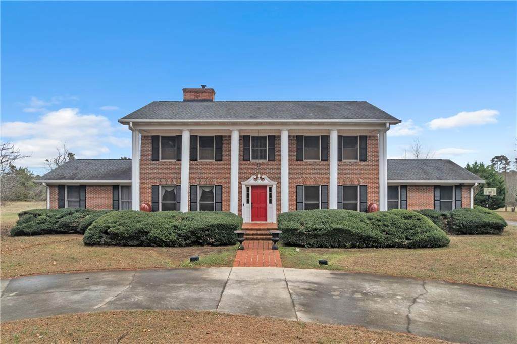 838 Conyers Road - Photo 1