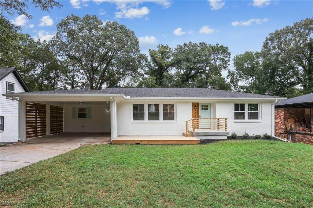 2152 Edgemore Drive - Photo 1