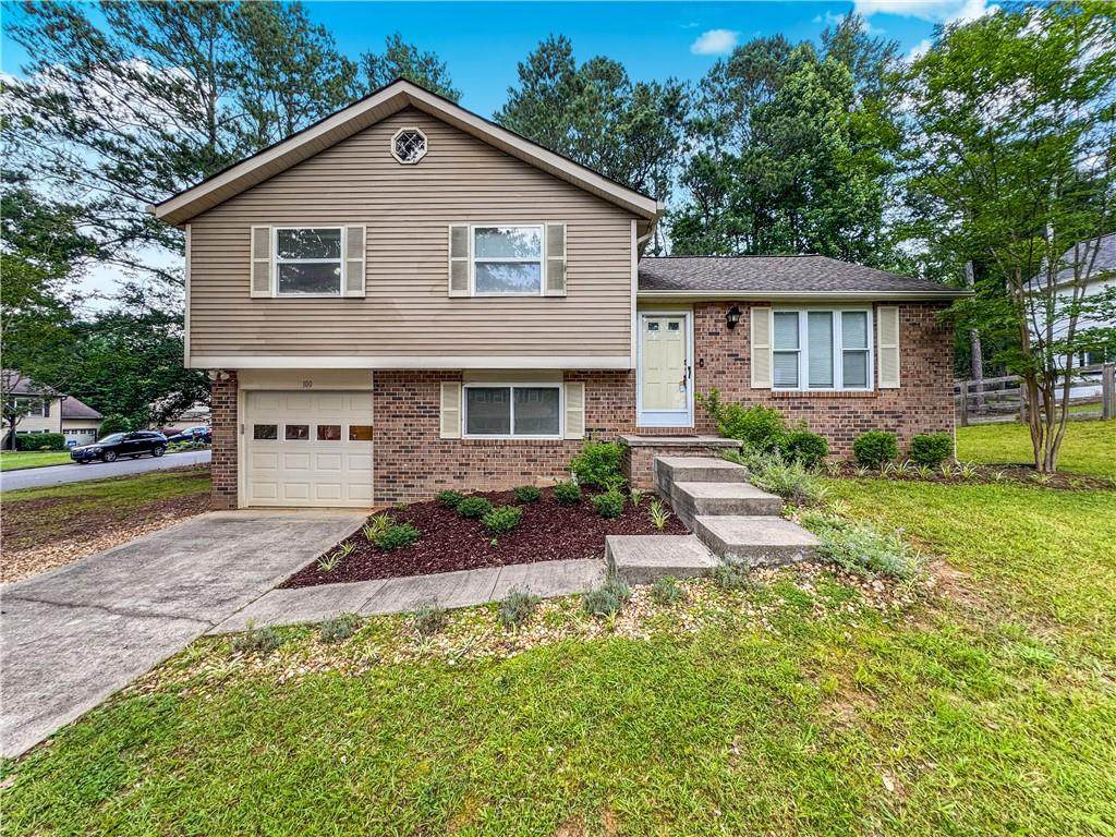 100 Roswell Farms Court - Photo 1