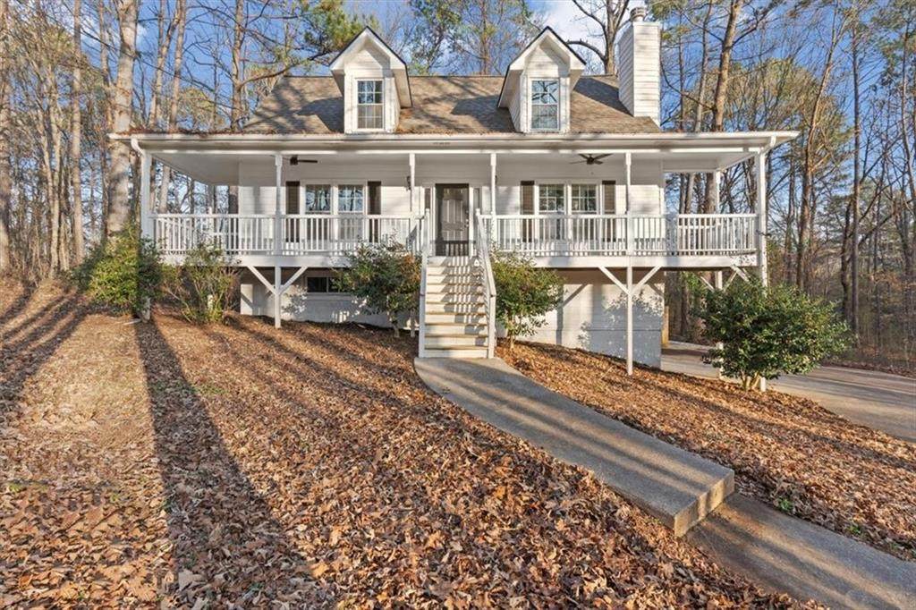 320 Austin Drive - Photo 1