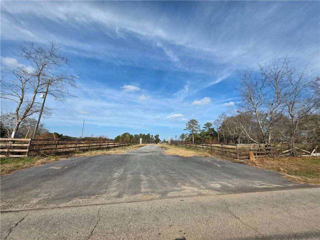 4935 Old Highway 138 - Photo 1