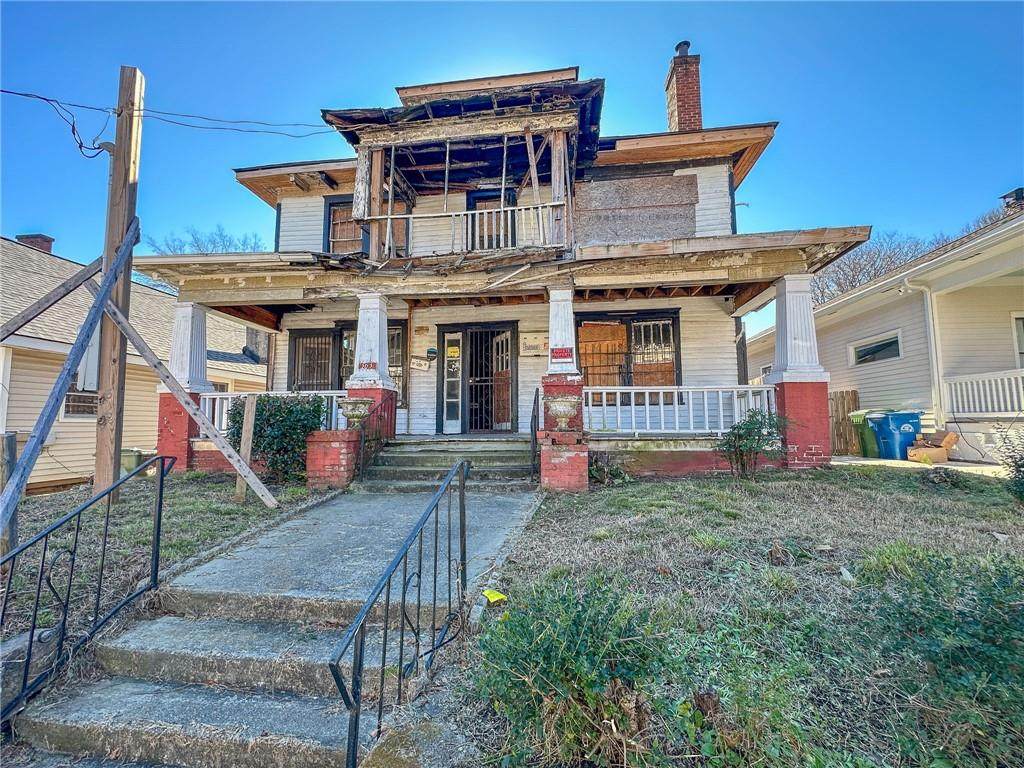 363 Irwin Street - Photo 1