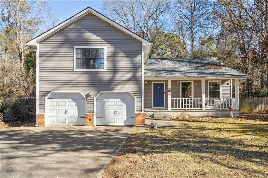 204 Groveland Drive - Photo 1