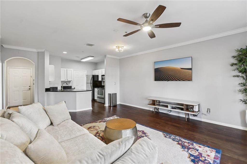 5641 Roswell Road - Photo 1