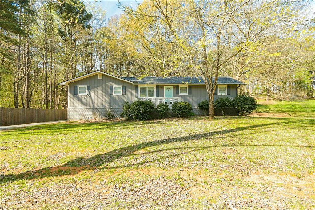 84 Paulding Boulevard - Photo 1