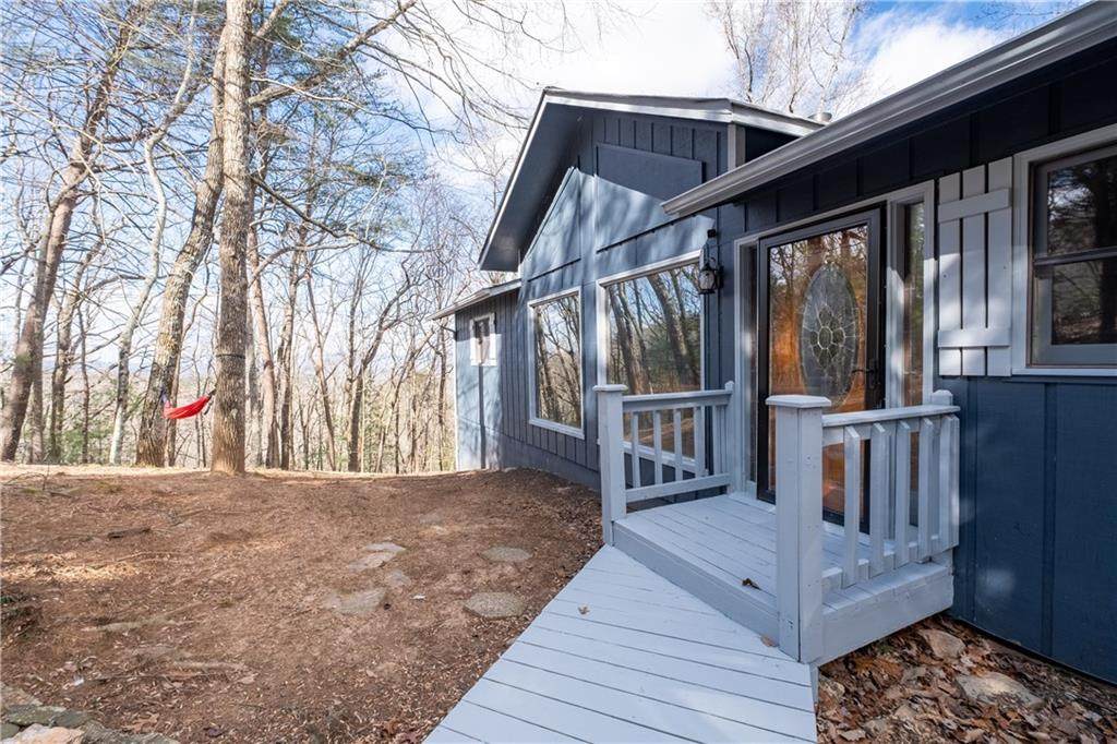 226 Mountain View Court - Photo 1