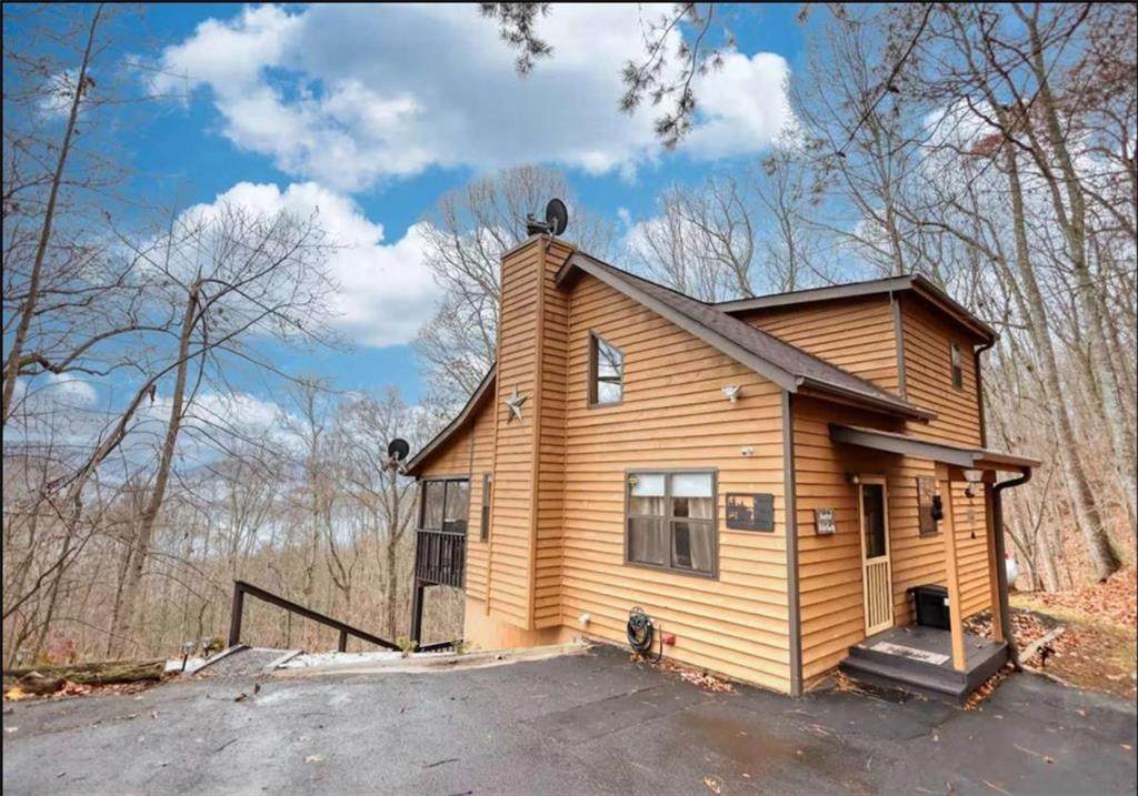 2531 Hunter Road - Photo 1