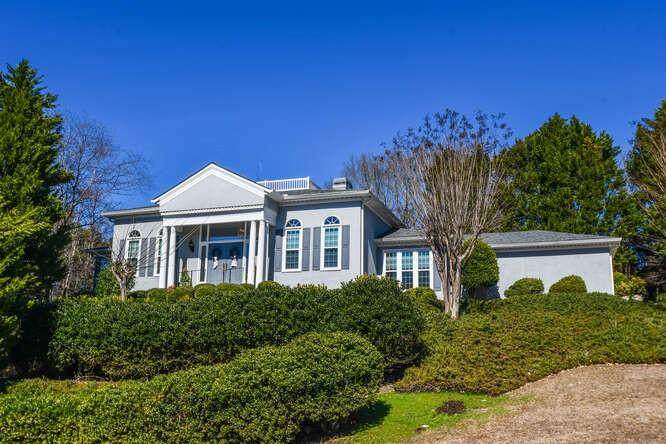 2901 Club Place - Photo 1